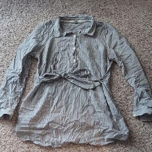 Old Navy Black and White Striped Button Down Shirt